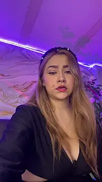 Valeryfox01  online show from November 27, 2025, 8:37 am