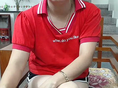 Snapshot of Ami_8x chatting on September 26, 2025, 12:56 pm Ami 8x online show from September 26, 2025, 12:56 pm