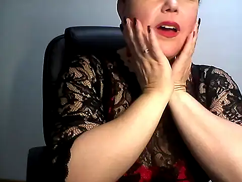 EllaLove2277 online show from October 26, 2025, 6:30 pm