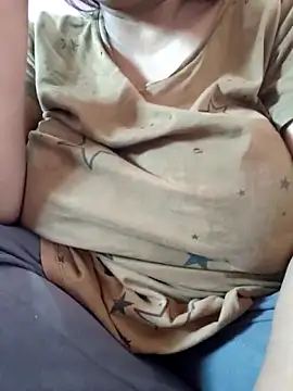 bitch-horny online show from November 9, 2025, 3:21 am