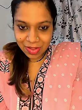 SpicykhalifaX online show from May 9, 2026, 6:39 am