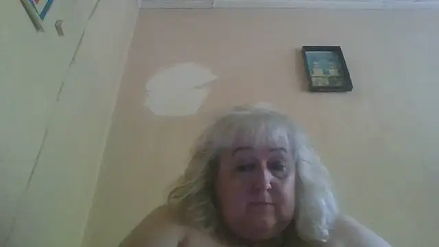 Snapshot of Lala-Love56 chatting on June 21, 2026, 3:29 pm Lala-Love56 online show from June 21, 2026, 3:29 pm