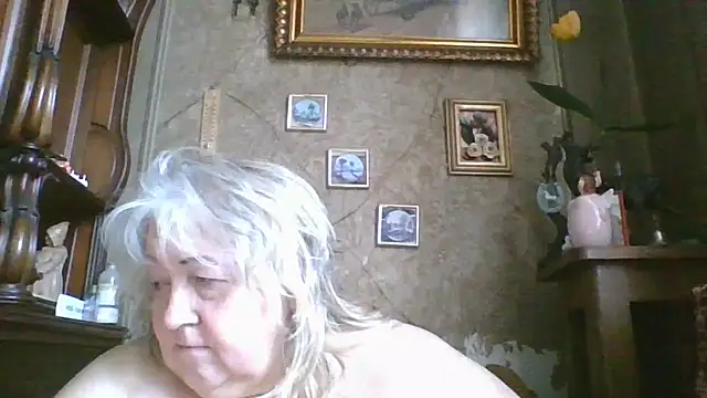 Lala-Love56 online show from April 4, 2026, 6:42 am