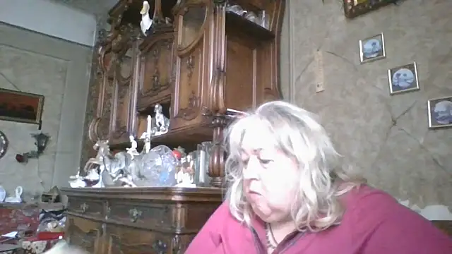 Snapshot of Lala-Love56 chatting on June 1, 2026, 4:06 pm Lala-Love56 online show from June 1, 2026, 4:06 pm