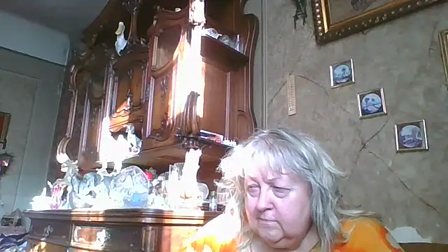 Snapshot of Lala-Love56 chatting on July 1, 2026, 4:24 am Lala-Love56 online show from July 1, 2026, 4:24 am