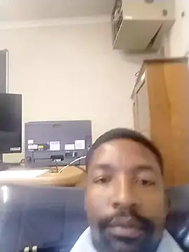 Snapshot of TopssyKreet chatting on November 5, 2025, 10:40 am TopssyKreet online show from November 5, 2025, 10:40 am