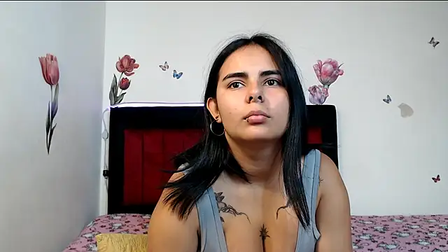 Valeryxs online show from April 10, 2026, 3:52 pm