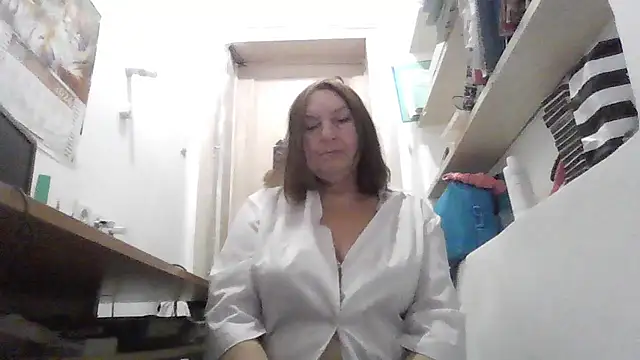 AnnaLive570 online show from December 15, 2025, 5:24 am