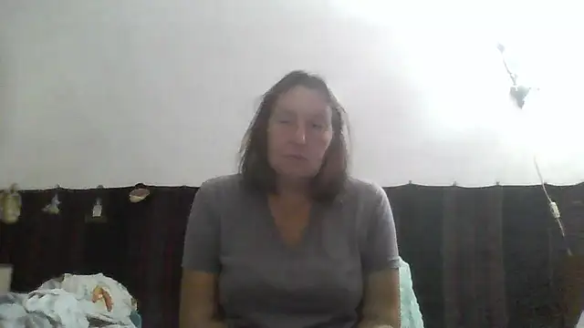 AnnaLive570 online show from July 6, 2026, 3:35 am