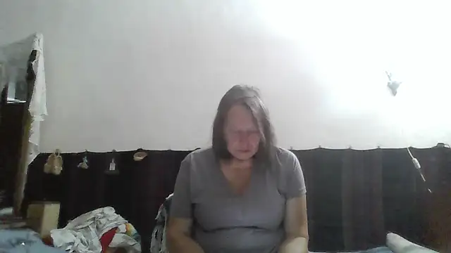 AnnaLive570 online show from July 8, 2026, 3:19 am