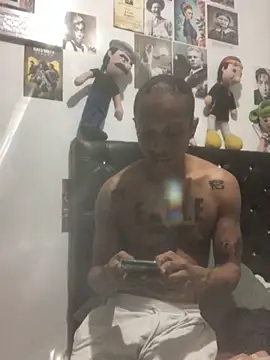 elpeluchenegroxxx3 online show from March 31, 2026, 11:18 pm