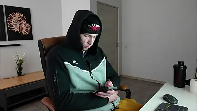 Ryan Dozer online show from March 21, 2026, 7:20 am