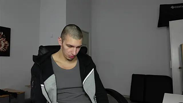 Ryan Dozer online show from October 26, 2025, 8:37 am