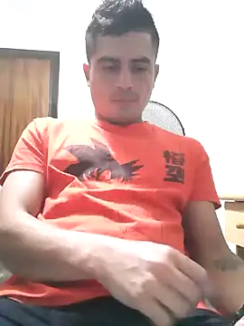 Andr3s69xxx online show from September 10, 2025, 10:20 pm