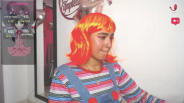 charlottekiss99 online show from October 28, 2025, 5:23 pm