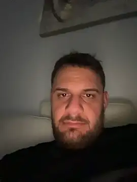 Snapshot of Fabiowe@xh chatting on October 27, 2025, 1:17 am Fabiowexh online show from October 27, 2025, 1:17 am