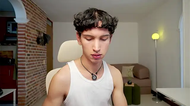 Snapshot of boream chatting on February 4, 2026, 4:35 pm boream online show from February 4, 2026, 4:35 pm