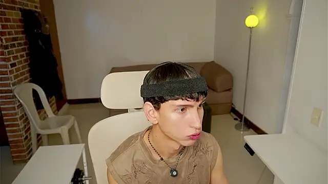 Snapshot of boream chatting on February 12, 2026, 2:06 pm boream online show from February 12, 2026, 2:06 pm