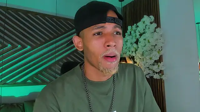 B Wild online show from September 20, 2025, 4:06 am