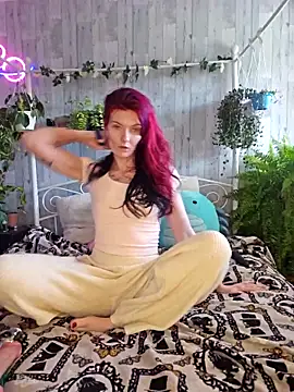 Snapshot of Blossom94 chatting on February 24, 2026, 10:21 pm Blossom94 online show from February 24, 2026, 10:21 pm