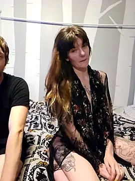 Snapshot of Blossom94 chatting on November 8, 2025, 6:17 am Blossom94 online show from November 8, 2025, 6:17 am