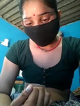 Snapshot of Hot_cupal chatting on November 12, 2025, 6:39 am Hot cupal online show from November 12, 2025, 6:39 am