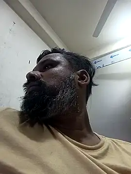 Kari Sl online show from September 13, 2025, 4:51 pm