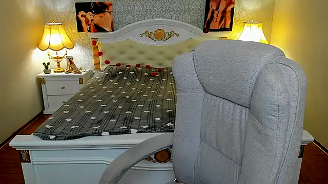 Snapshot of OmniaSher chatting on September 13, 2025, 8:47 am OmniaSher online show from September 13, 2025, 8:47 am