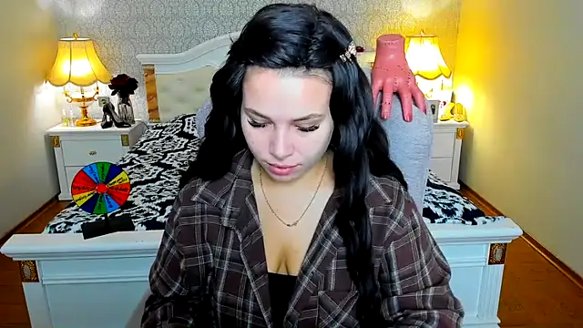 Snapshot of OmniaSher chatting on November 23, 2025, 10:14 am OmniaSher online show from November 23, 2025, 10:14 am