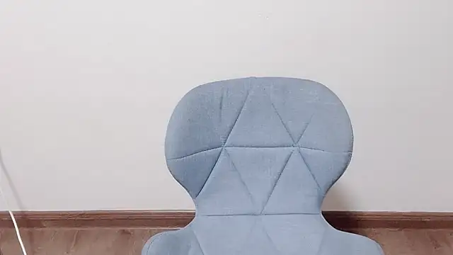 Snapshot of Queen_ww chatting on November 13, 2025, 1:04 pm Queen ww online show from November 13, 2025, 1:04 pm