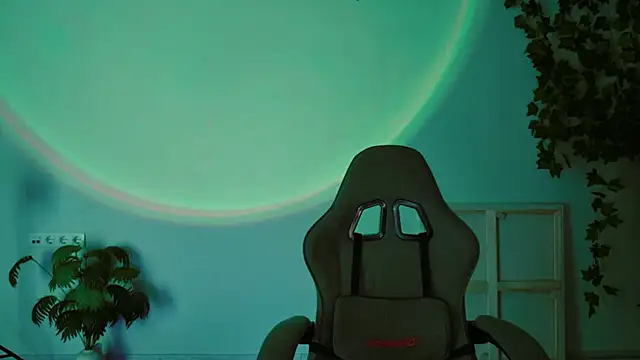 Yoka paradoXXX online show from October 24, 2025, 5:06 am