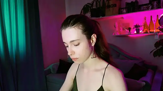 Yoka paradoXXX online show from June 10, 2026, 9:43 am