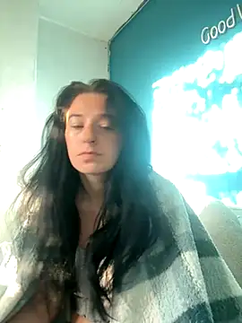 aurora28 online show from September 24, 2025, 7:15 am