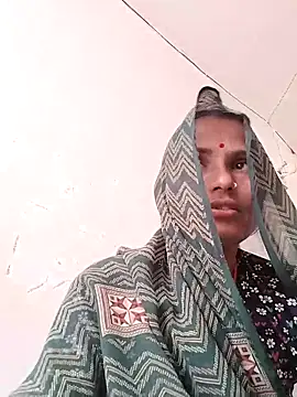 Snapshot of KIRTI12_HOT chatting on September 29, 2025, 7:59 am KIRTI12 HOT online show from September 29, 2025, 7:59 am