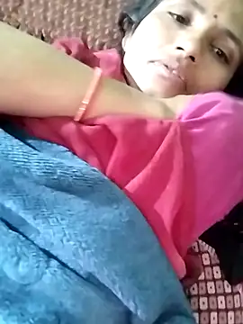 Snapshot of KIRTI12_HOT chatting on October 28, 2025, 8:08 pm KIRTI12 HOT online show from October 28, 2025, 8:08 pm