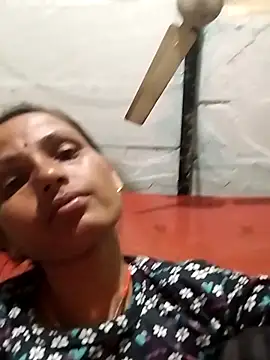 Snapshot of KIRTI12_HOT chatting on September 25, 2025, 3:51 pm KIRTI12 HOT online show from September 25, 2025, 3:51 pm