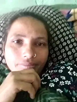 KIRTI12 HOT online show from November 16, 2025, 12:04 am