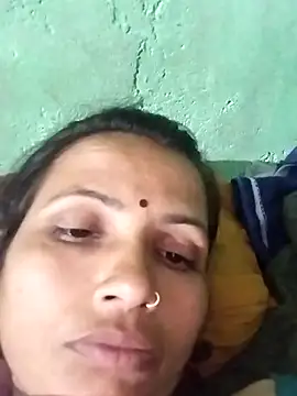 Snapshot of KIRTI12_HOT chatting on January 14, 2026, 3:15 pm KIRTI12 HOT online show from January 14, 2026, 3:15 pm