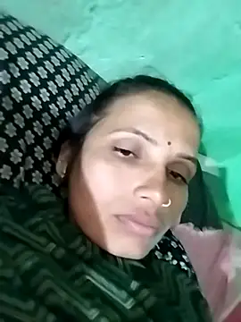 KIRTI12 HOT online show from December 2, 2025, 3:47 pm