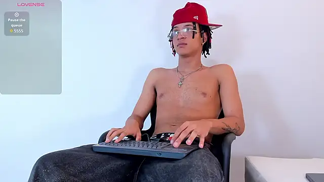 Snapshot of MARSHALL_SPENCER chatting on January 14, 2026, 1:15 pm MARSHALL SPENCER online show from January 14, 2026, 1:15 pm