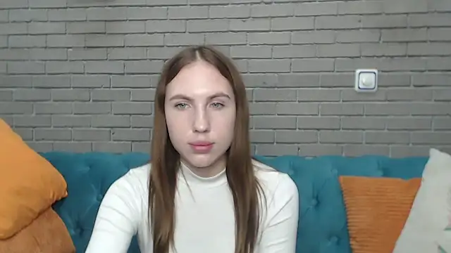 Snapshot of MellinGiG chatting on September 19, 2025, 4:55 pm MellinGiG online show from September 19, 2025, 4:55 pm
