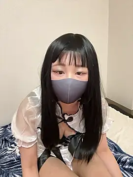 nayuta 777  online show from November 5, 2025, 4:04 am