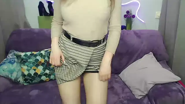 GloriyaDre online show from December 5, 2025, 5:55 pm