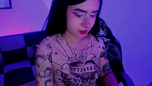 Snapshot of GwenHazel chatting on September 16, 2025, 11:11 am GwenHazel online show from September 16, 2025, 11:11 am