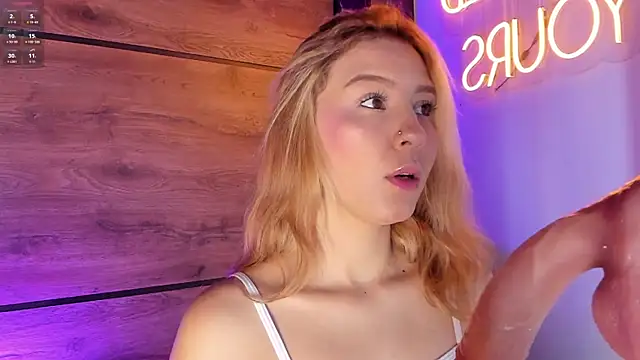 alyamonroe online show from November 28, 2025, 11:10 am