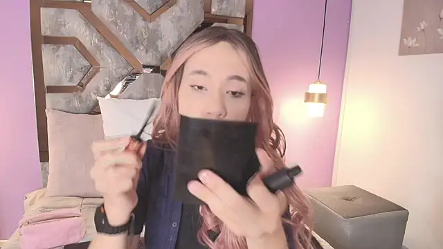 Electra Gosselin online show from October 3, 2025, 11:45 am