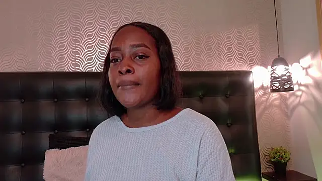 Snapshot of NaiaraMasson_ chatting on April 27, 2026, 12:14 pm NaiaraMasson online show from April 27, 2026, 12:14 pm
