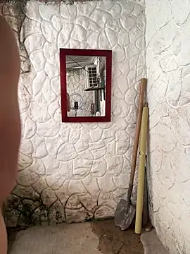 Boy hot- online show from February 11, 2026, 8:09 pm