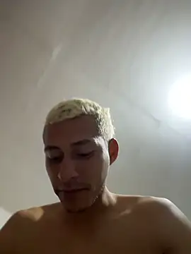 Boy hot- online show from April 4, 2026, 5:58 am