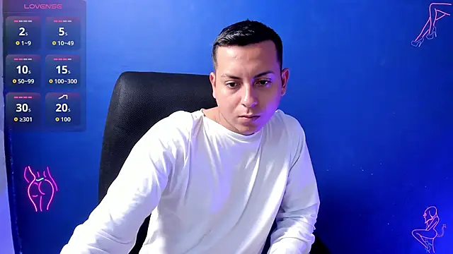 Snapshot of Sahira_and_Zaid chatting on October 7, 2025, 6:20 pm Sahira and Zaid online show from October 7, 2025, 6:20 pm